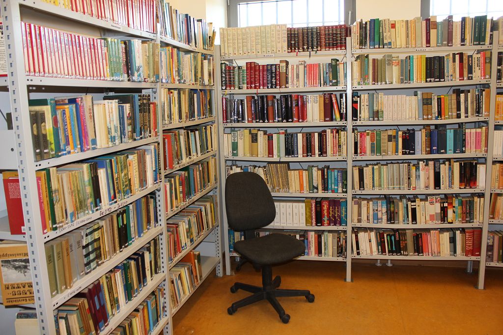 Bibliothek der Jugendanstalt Neustrelitz