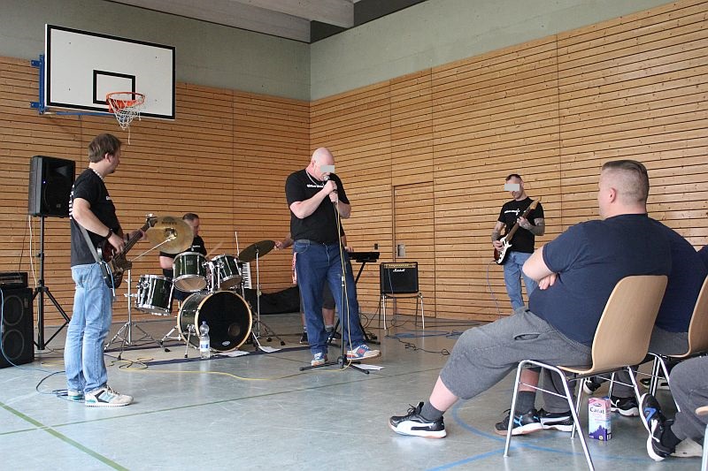 Auftritt Bandprojekt "Gittermusikanten"